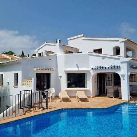 Villa In Moraira - El Faro Экстерьер фото