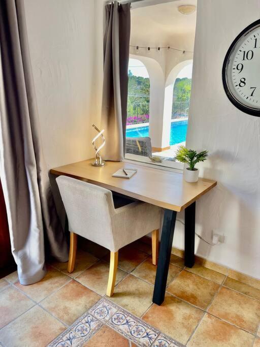 Villa In Moraira - El Faro Экстерьер фото